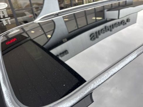 Used 2023 Jeep Grand Cherokee L Summit w/ Advanced Protech Group IV image 4