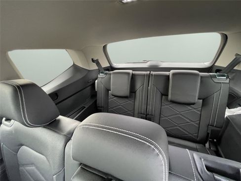 New 2026 Volkswagen Atlas SE AWD/4WD image 15