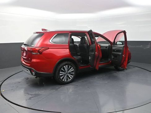 Used 2020 Mitsubishi Outlander SE AWD/4WD image 45