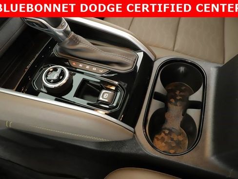 Used 2025 Chevrolet Colorado ZR2 w/ Technology Package image 17