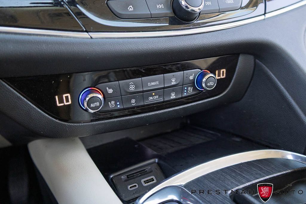 Used 2023 Buick Enclave Avenir w/ Avenir Technology Package AWD/4WD image 36