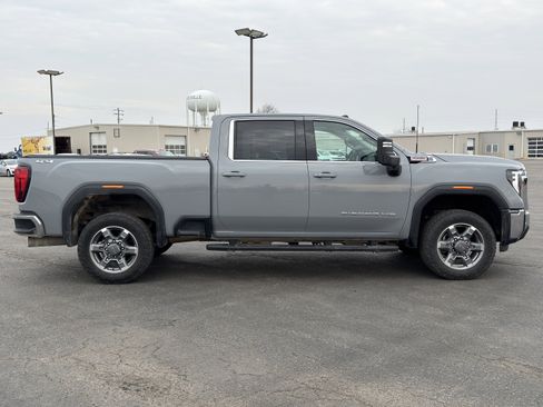 Certified 2025 GMC Sierra 2500 SLE w/ SLE Value Package; image 2