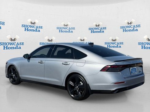 Used 2025 Honda Accord Sport image 5