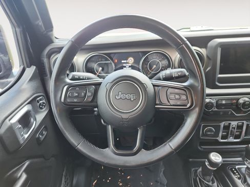 Used 2019 Jeep Wrangler Unlimited Sport S AWD/4WD image 13