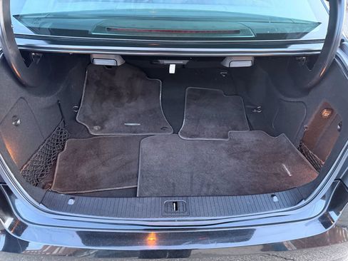 Used 2013 Mercedes-Benz E 350 4MATIC Sedan image 16