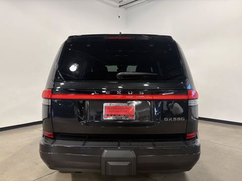 Used 2026 Lexus GX 550 w/ Accessory Package (2T) AWD/4WD image 4