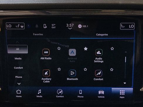 Used 2023 Chrysler Pacifica Touring FWD image 25