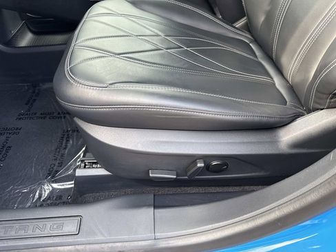 Used 2023 Ford Mustang Mach-E Select image 18
