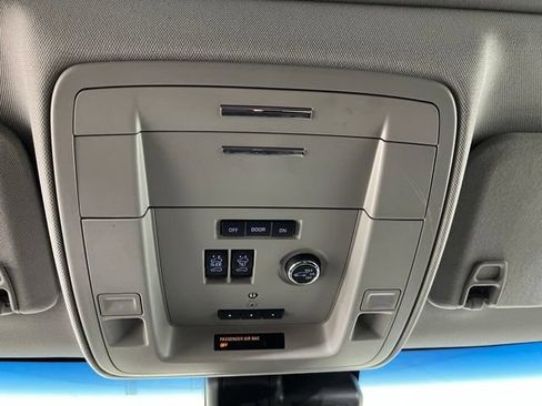 Used 2020 GMC Yukon Denali w/ Open Road Package AWD/4WD image 31