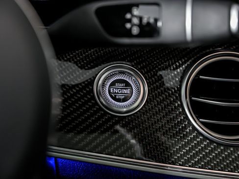 Used 2019 Mercedes-Benz E 63 AMG S image 33