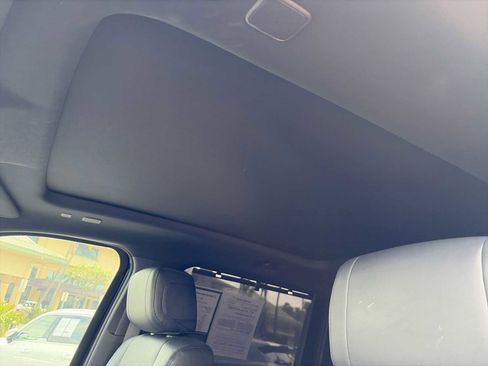 Used 2022 Toyota Tundra Platinum image 16