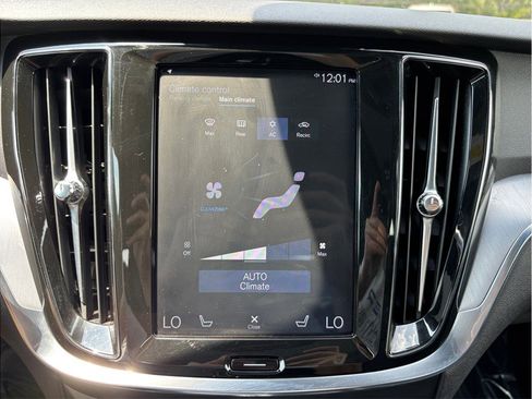 Used 2019 Volvo S60 T6 Momentum AWD/4WD image 31