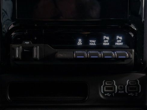 Certified 2023 RAM 1500 Big Horn image 17