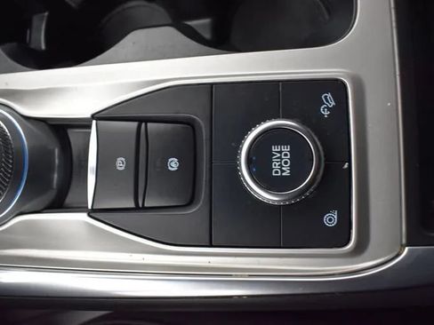 Used 2022 Ford Explorer Limited AWD/4WD image 34