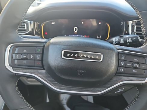 Used 2022 Jeep Wagoneer Series III w/ Premium Group I image 9