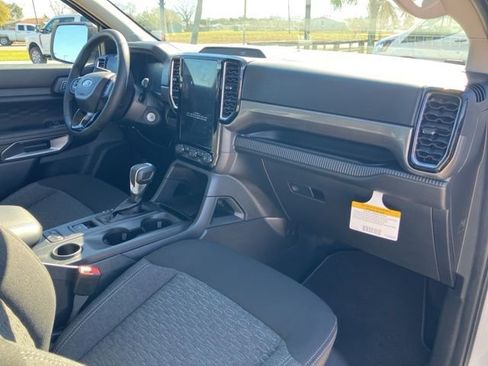New 2025 Ford Ranger XLT w/ Chrome Accent Package image 12
