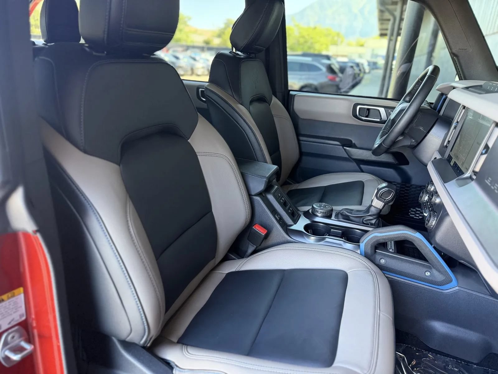 Used 2024 Ford Bronco Wildtrak AWD/4WD image 19