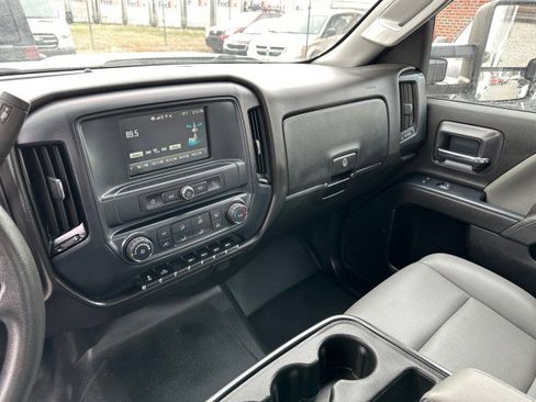Used 2019 Chevrolet Silverado 2500 W/T w/ WT Convenience Package image 38