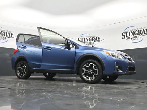 Used 2017 Subaru Crosstrek 2.0i Limited AWD/4WD image 17