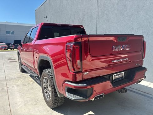 Used 2024 GMC Sierra 1500 AT4 w/ AT4 Premium Package AWD/4WD image 6