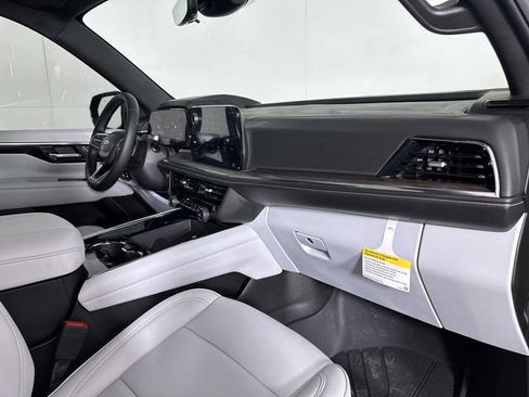 New 2025 Chevrolet Tahoe Premier AWD/4WD image 30