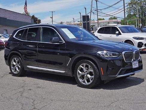 Used 2024 BMW X3 sDrive30i RWD image 2