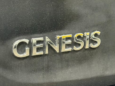 Used 2016 Hyundai Genesis 3.8 w/ Option Group 03 AWD/4WD image 13
