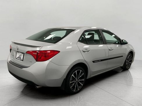 Used 2018 Toyota Corolla SE FWD image 4