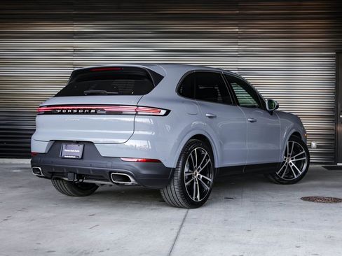 New 2026 Porsche Cayenne AWD/4WD image 7