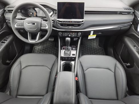 New 2026 Jeep Compass Limited AWD/4WD image 18