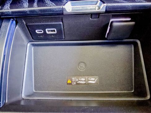 Used 2024 GMC Yukon XL Denali image 40