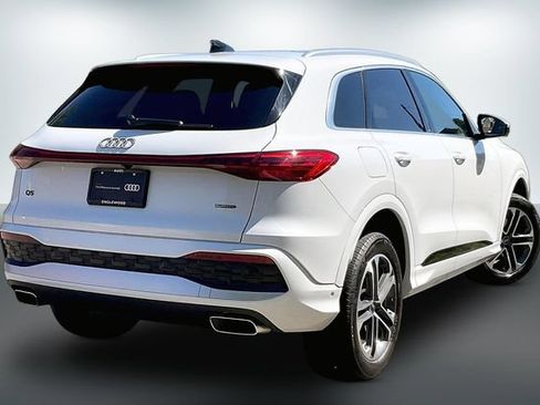 Certified 2025 Audi Q5 Premium Plus w/ Premium Plus AWD/4WD image 13