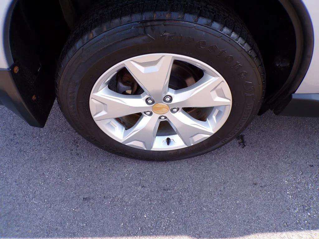 Used 2016 Subaru Forester 2.5i w/ Alloy Wheel Package AWD/4WD image 25