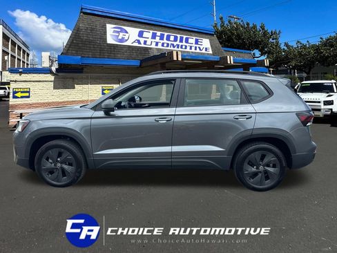 Used 2025 Volkswagen Taos S FWD image 3