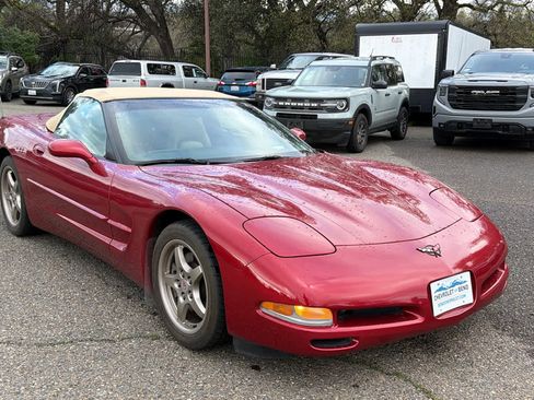 Used 1999 Chevrolet Corvette Convertible w/ Memory Pkg image 3