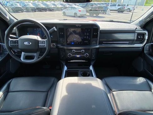 Used 2025 Ford F350 Lariat w/ Lariat Ultimate Package AWD/4WD image 23
