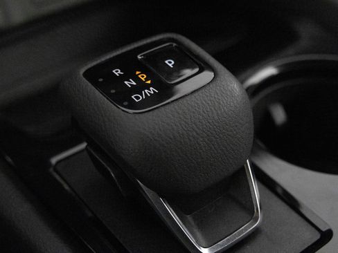 Used 2023 Nissan Rogue SV w/ SV Premium B Package image 26