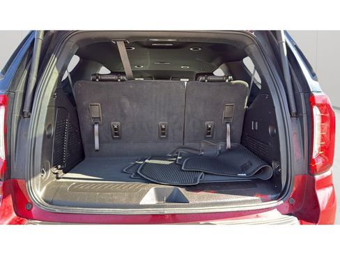 Used 2024 GMC Yukon SLT image 19