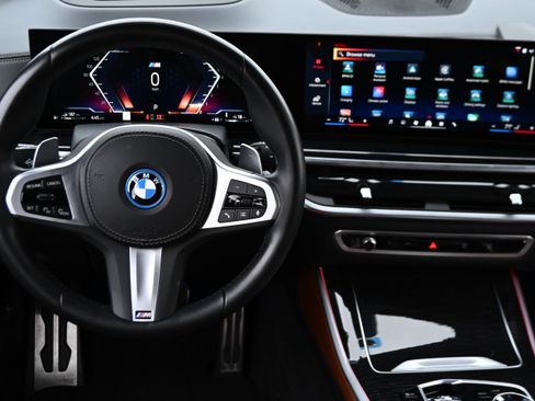 Certified 2024 BMW X5 xDrive50e w/ Executive Package image 14