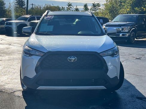 Used 2024 Toyota Corolla Cross LE image 40