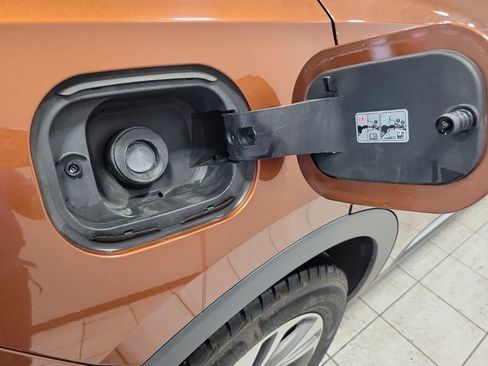 Used 2022 Buick Envision Essence w/ Safety Package image 13