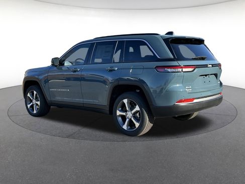 New 2026 Jeep Grand Cherokee Limited image 3