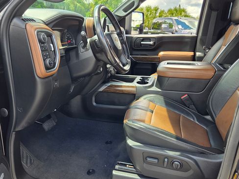 Certified 2022 Chevrolet Silverado 1500 RST AWD/4WD image 36