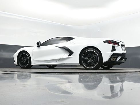 Used 2025 Chevrolet Corvette Stingray Coupe w/ 1LT image 36