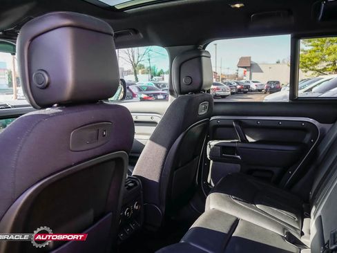 Used 2020 Land Rover Defender 110 X image 23