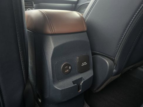 Certified 2024 Ford Maverick Lariat w/ 4K Tow Package image 16