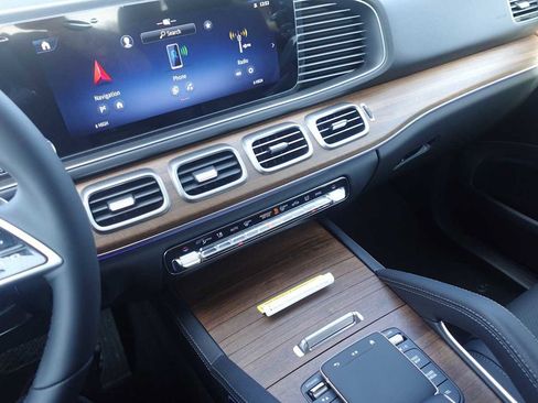 Used 2026 Mercedes-Benz GLE 350 4MATIC image 32