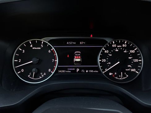Used 2025 Nissan Rogue SV FWD image 37