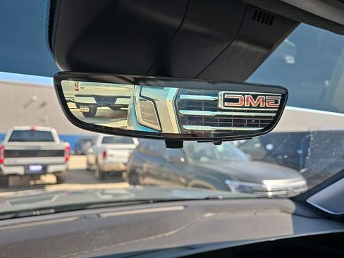 Used 2026 Cadillac Escalade V AWD/4WD image 29