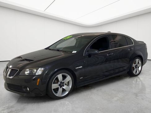 Used 2009 Pontiac G8 GT w/ Premium Package RWD image 4